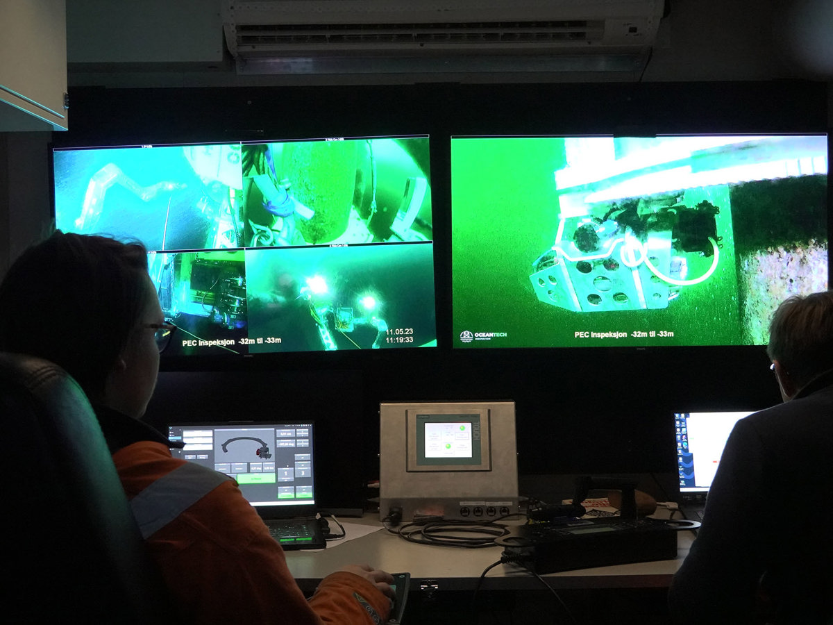 Safety, cost-efficiency and CO2 emissions